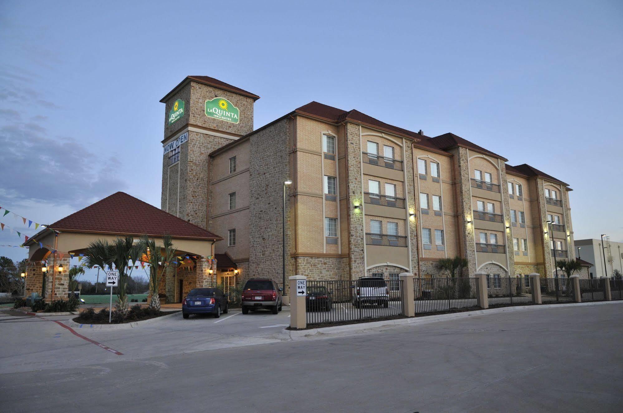 Hotel La Quinta By Wyndham Dallas Grand Prairie South Zewnętrze zdjęcie